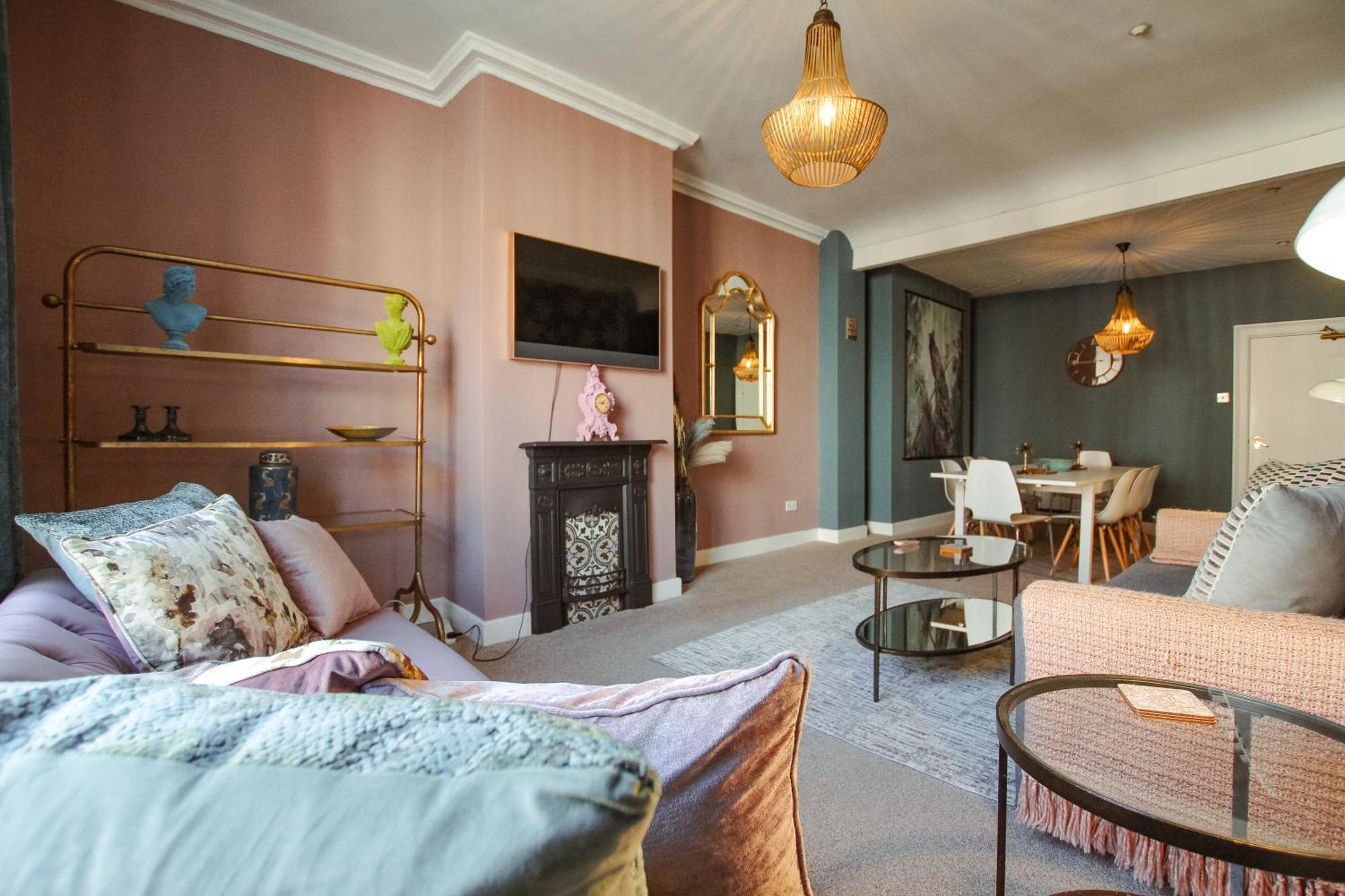 Built 1804 Caldecott Town House On The Rows By Rework Accommodation Chester Extérieur photo
