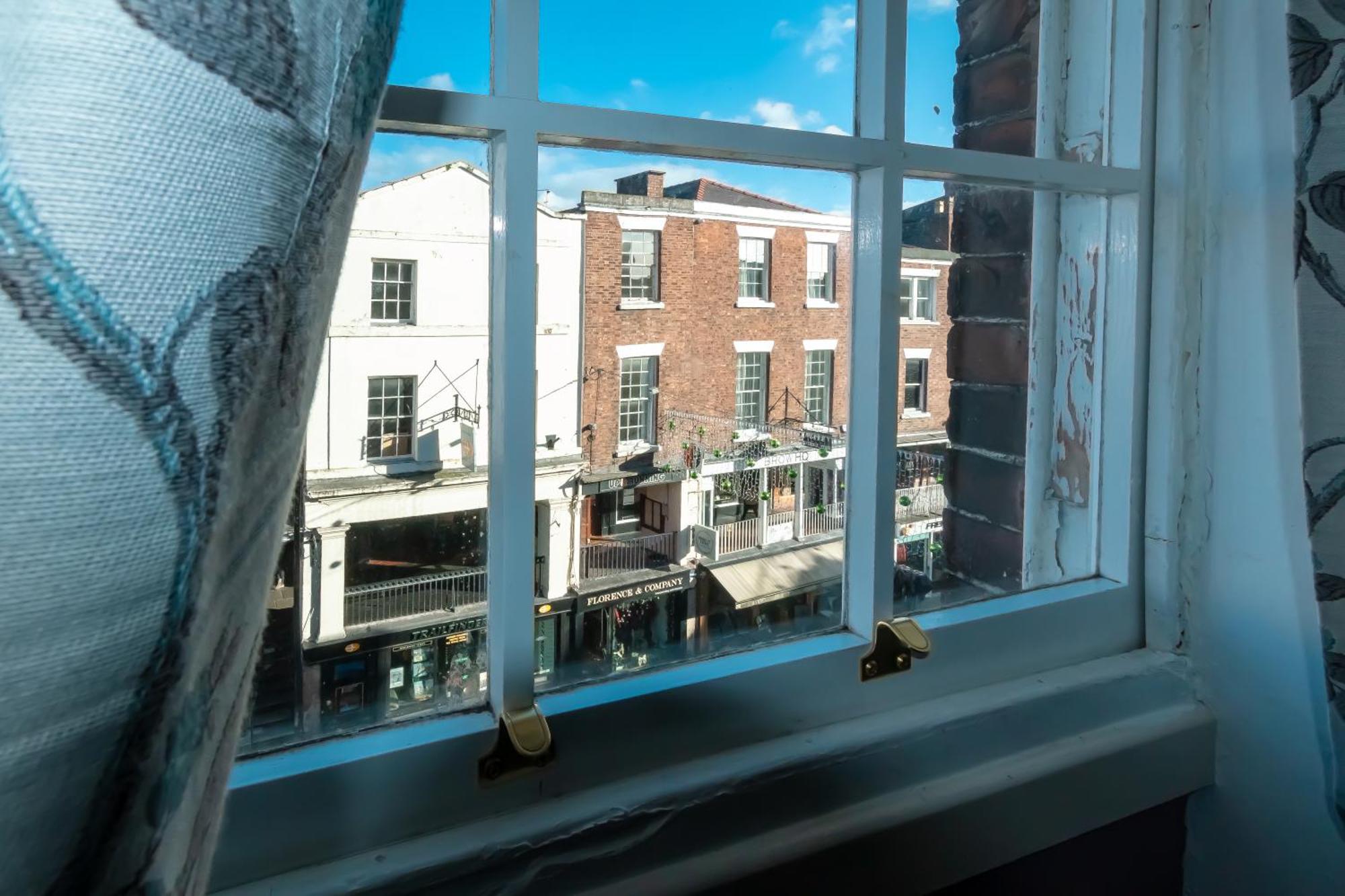 Built 1804 Caldecott Town House On The Rows By Rework Accommodation Chester Extérieur photo